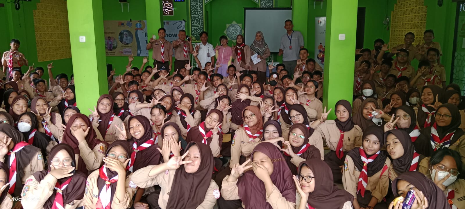 Roadshow Workshop Membaca Di SMP Negeri 198 Jakarta